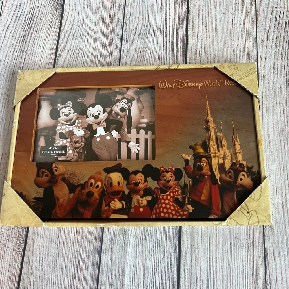 Walt Disney World Photo Frame 4 X 6 NIB